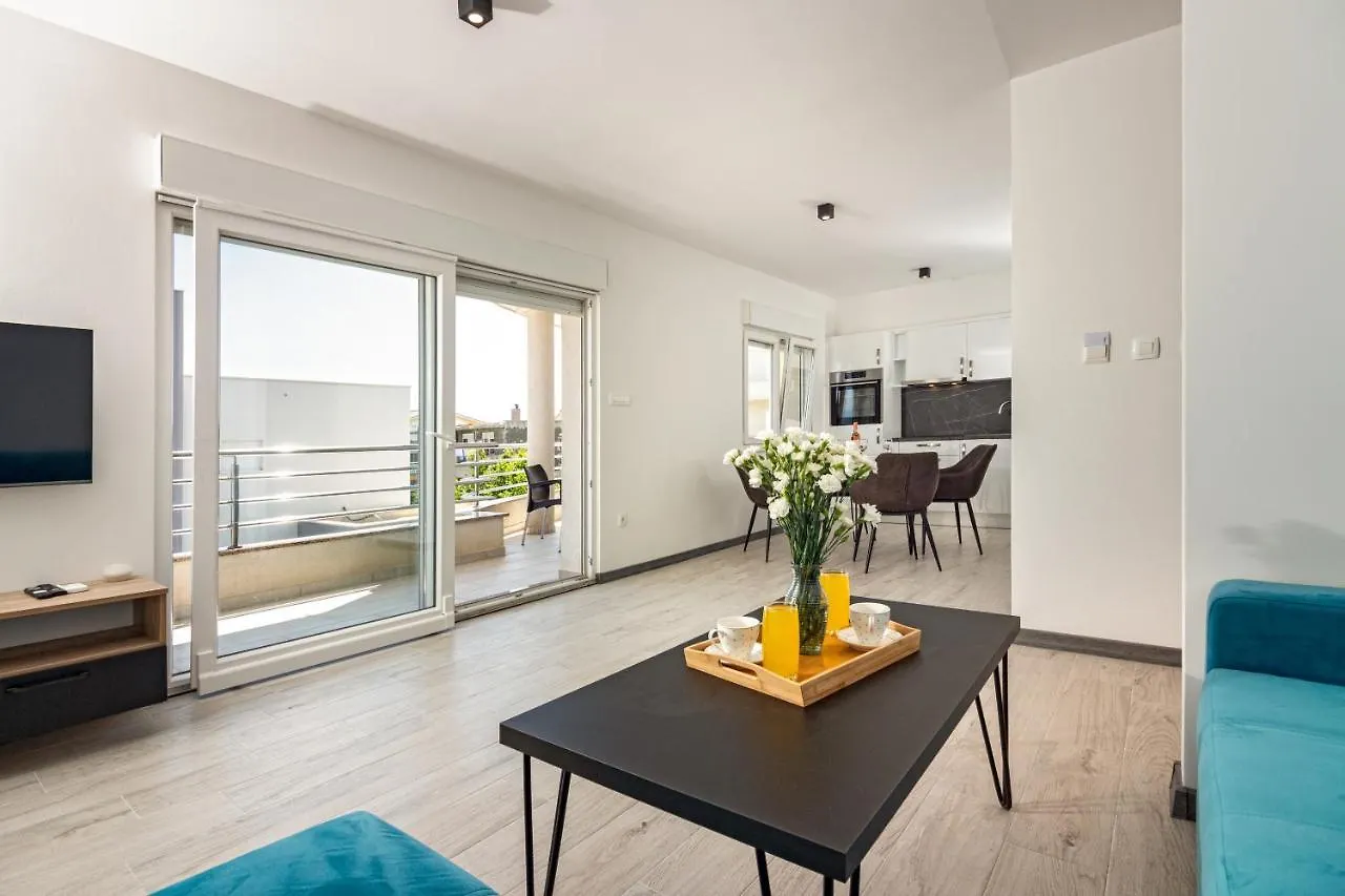 Apartment Villa Ivana In Kastela Croatia