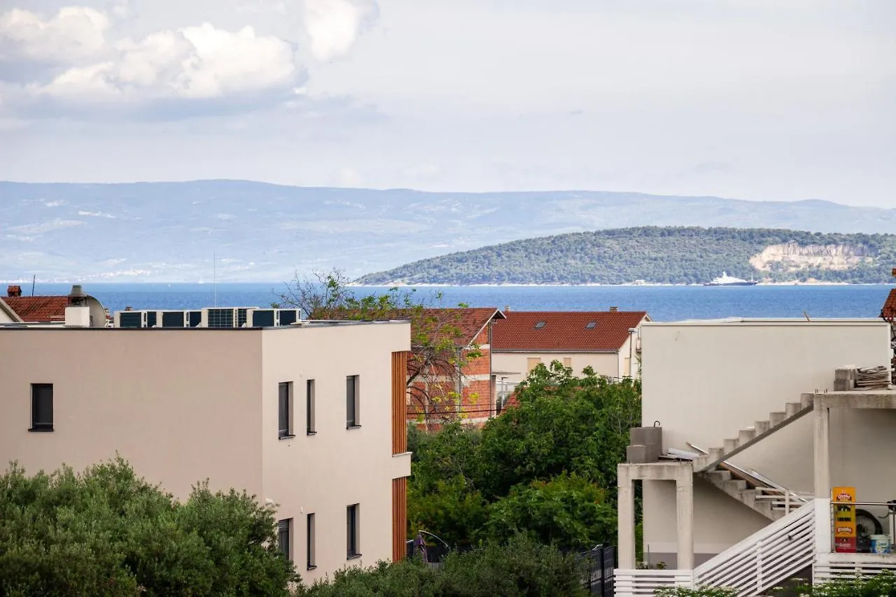 Apartment Villa Ivana In Kastela Croatia