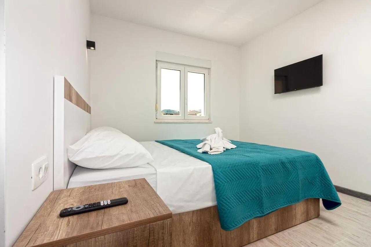 Villa Ivana In Kastela Croatia