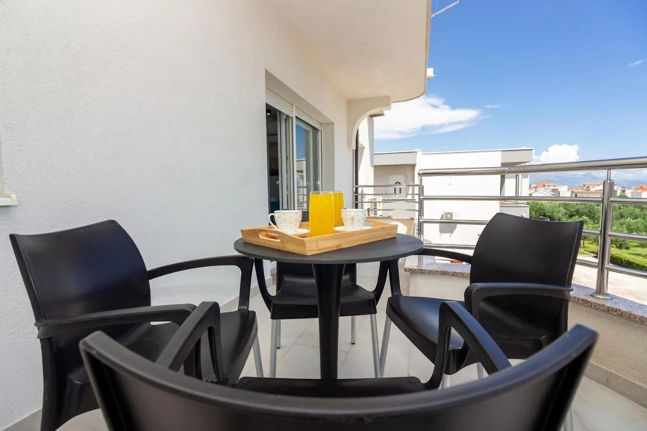 Villa Ivana In Kastela