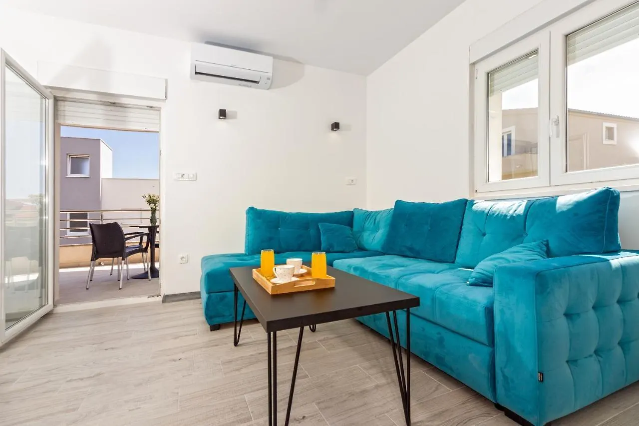 Villa Ivana In Kastela 0*,  Croatia