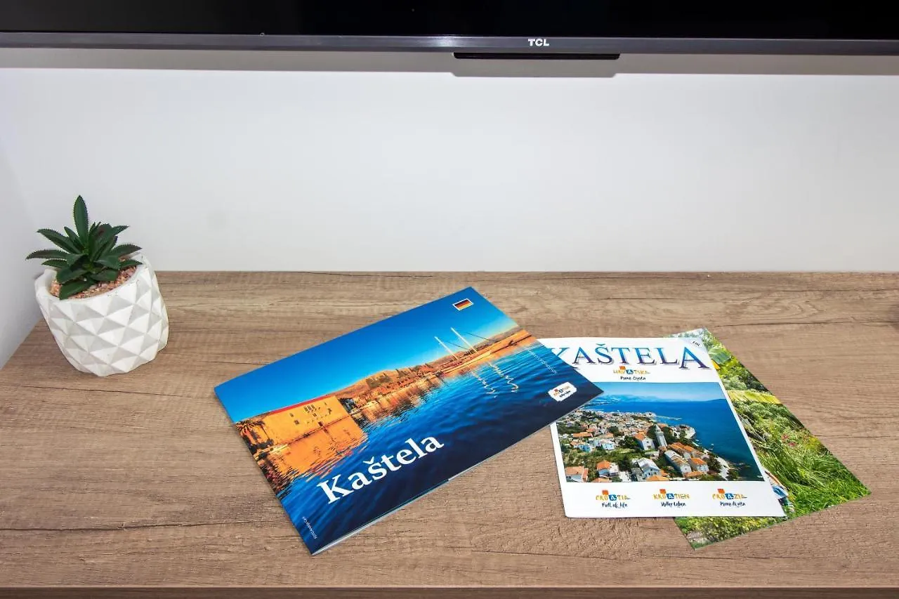 Apartment Villa Ivana In Kastela Croatia